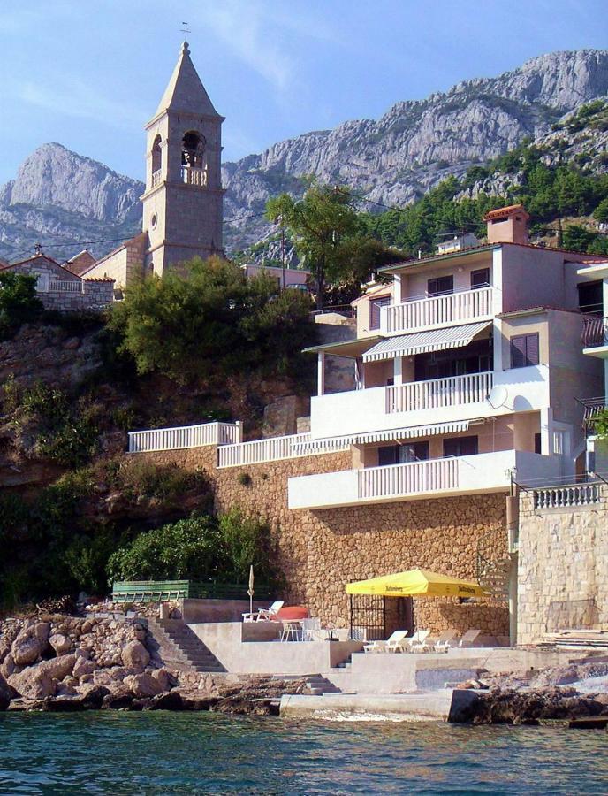 Apartments By The Sea Pisak, Omis - 1018 Bagian luar foto