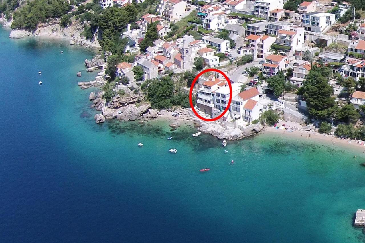 Apartments By The Sea Pisak, Omis - 1018 Bagian luar foto